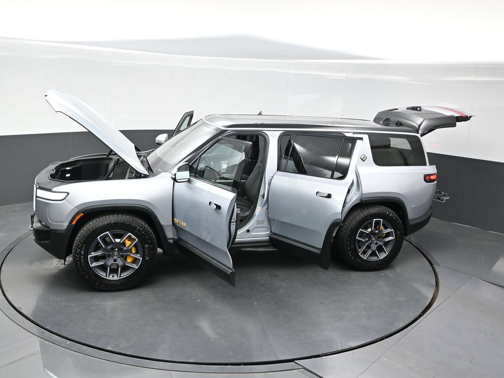 Used 2023 Rivian R1S Adventure Quad AWD/4WD image 44