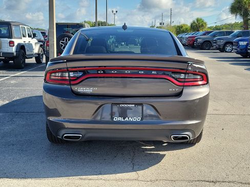 Used 2016 Dodge Charger SXT RWD image 6