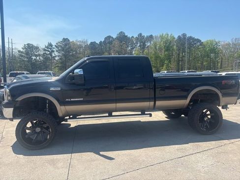 Used 2005 Ford F350 4x4 Crew Cab Super Duty image 2