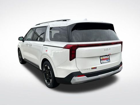 New 2026 Kia Carnival EX FWD image 3