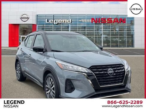 Certified 2023 Nissan Kicks SR w/ SR Premium Package image 1