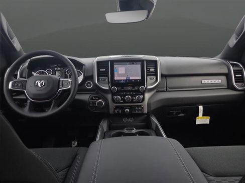 New 2026 RAM 1500 4x4 Crew Cab image 10