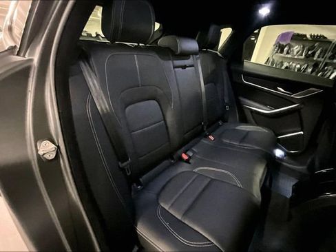 Certified 2025 Jaguar F-PACE R-Dynamic S image 16