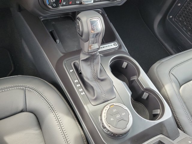 New 2026 Ford Bronco Outer Banks AWD/4WD image 32