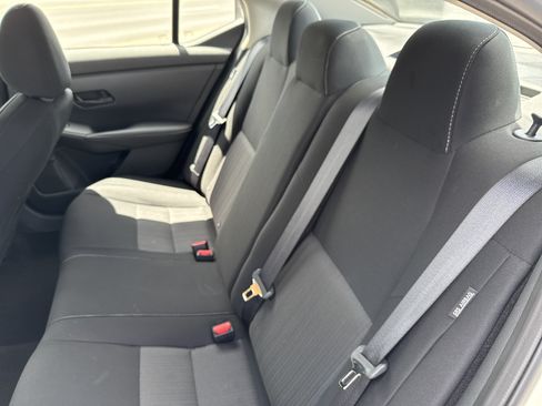 Used 2024 Nissan Sentra SV FWD image 13