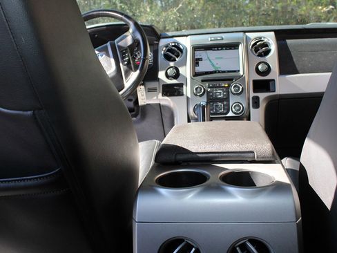 Used 2014 Ford F150 FX4 w/ Equipment Group 402A Luxury image 33