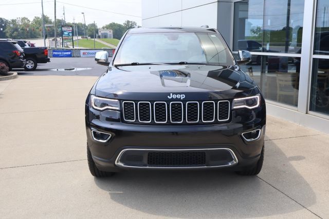 Used 2022 Jeep Grand Cherokee Limited w/ Tech Group AWD/4WD image 6