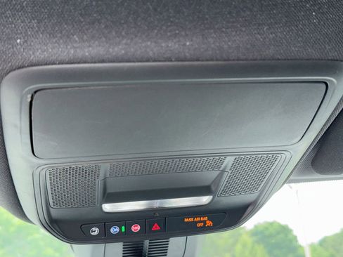Used 2026 Chevrolet Equinox LT FWD image 19