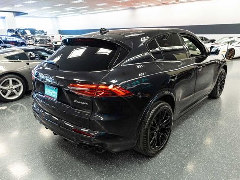 Used 2025 Maserati Grecale Modena image 6