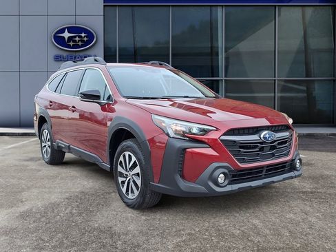 Certified 2024 Subaru Outback Premium image 3