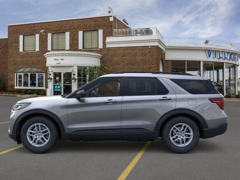 New 2026 Ford Explorer Active AWD/4WD image 3