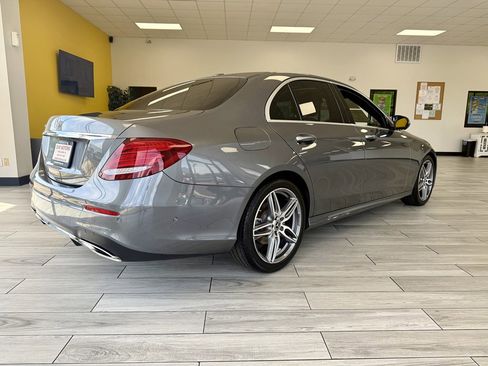 Used 2020 Mercedes-Benz E 350 Sedan image 6