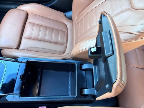 Used 2019 BMW 330i xDrive Sedan w/ Premium Package AWD/4WD image 40