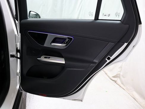 Certified 2025 Mercedes-Benz GLC 43 AMG 4MATIC image 29