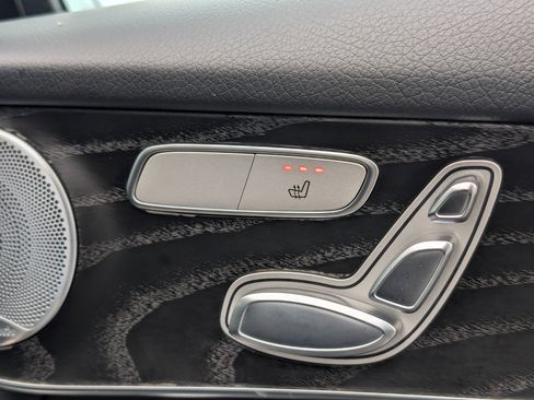 Used 2018 Mercedes-Benz GLC 300 4MATIC image 49