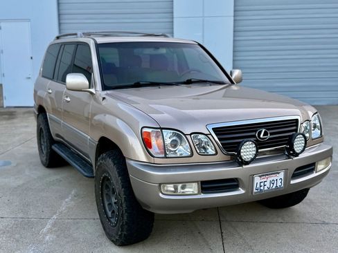 Used 1999 Lexus LX 470 4WD image 11