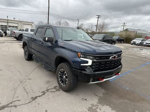 Used 2022 Chevrolet Silverado 1500 ZR2 w/ Technology Package image 23