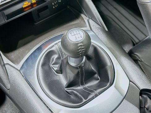 Used 2021 MAZDA MX-5 Miata Grand Touring RWD image 16