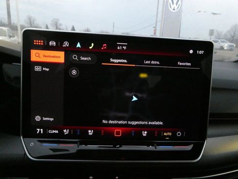 New 2026 Volkswagen GTI SE FWD image 32