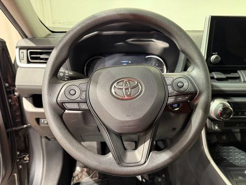 Certified 2025 Toyota RAV4 XLE AWD/4WD image 21