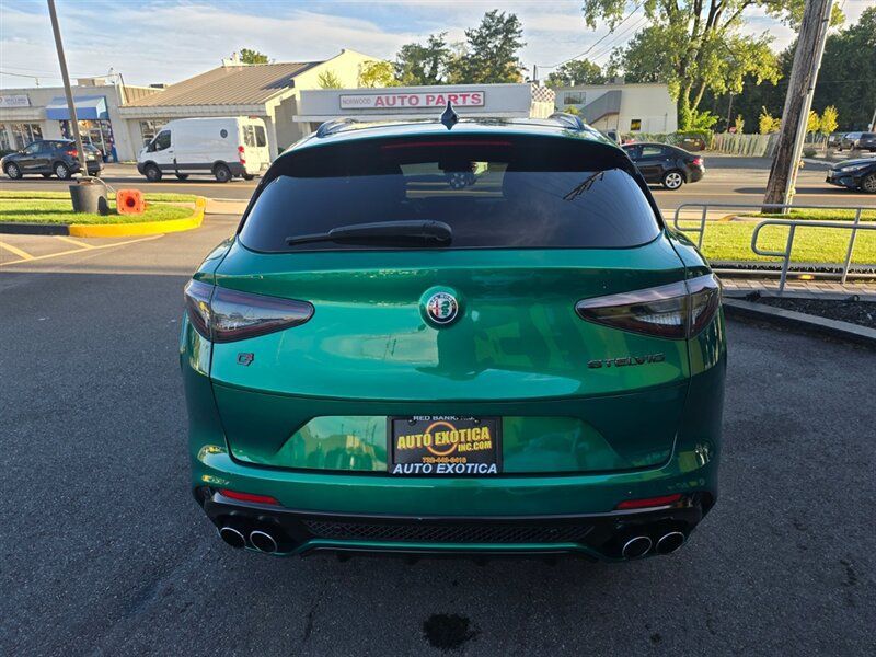 Used 2024 Alfa Romeo Stelvio Quadrifoglio w/ Quick Order Package 25A 100th AWD/4WD image 30