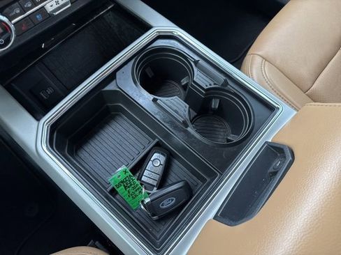 Used 2022 Ford F350 Lariat w/ Lariat Ultimate Package image 27
