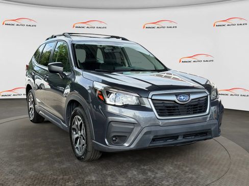 Used 2020 Subaru Forester Premium AWD/4WD image 5