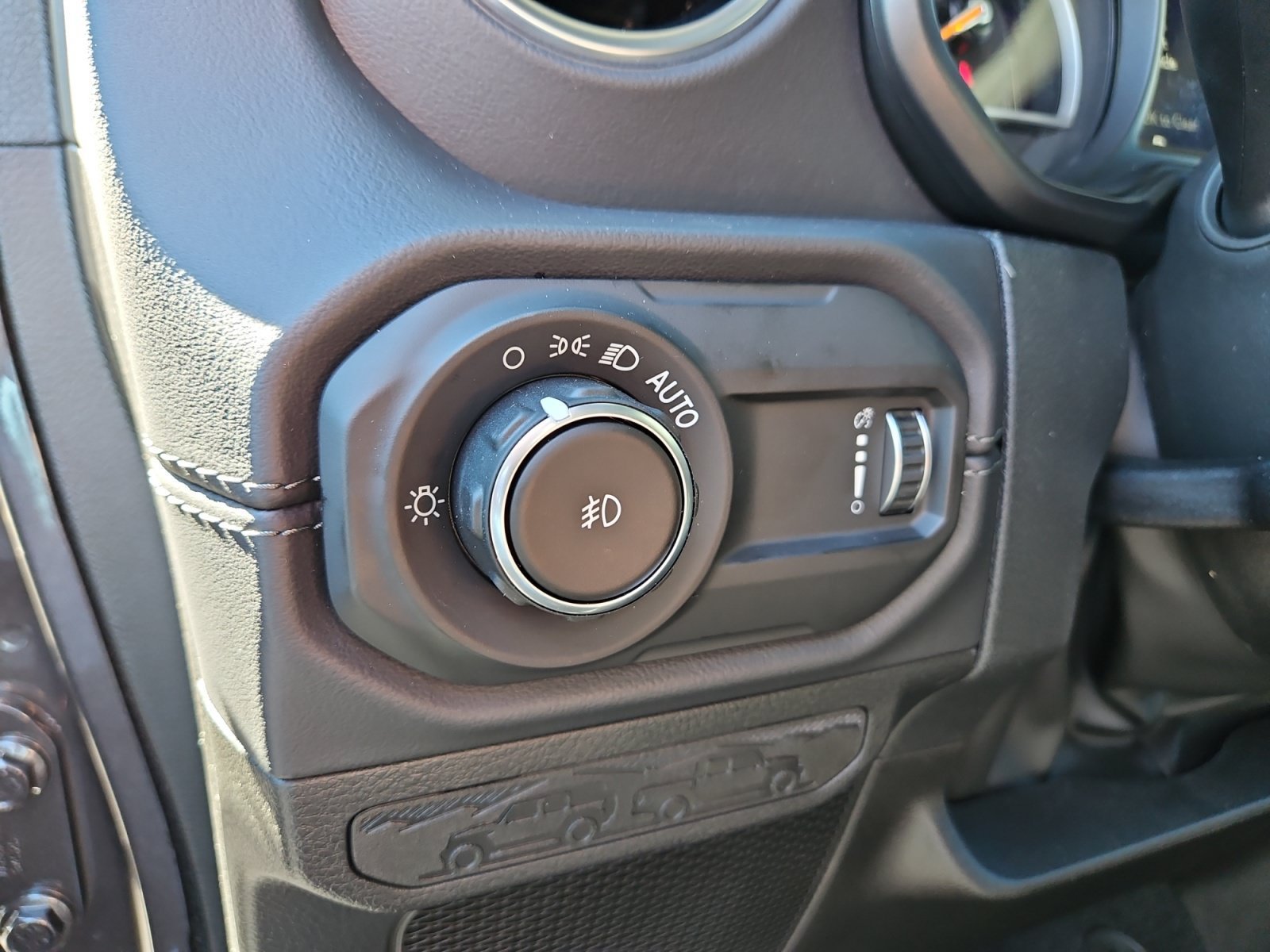 New 2027 Jeep Wrangler Unlimited Sahara AWD/4WD image 22