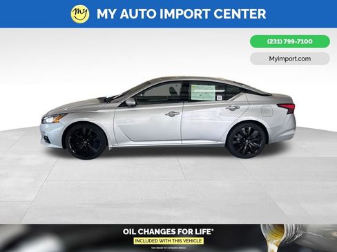 Used 2019 Nissan Altima 2.5 Platinum image 4