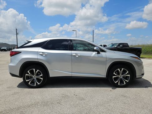 Used 2018 Lexus RX 350 FWD w/ Premium Package image 2