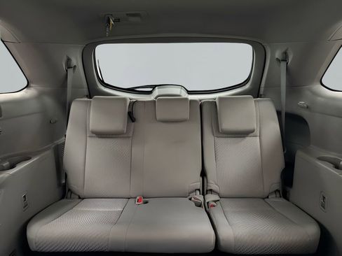 Used 2018 Toyota Highlander LE image 13