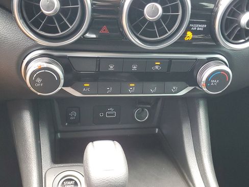 Used 2024 Nissan Sentra S image 21