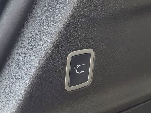 New 2026 Chrysler Pacifica Select image 29