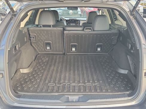 Used 2023 Subaru Outback Touring XT image 12