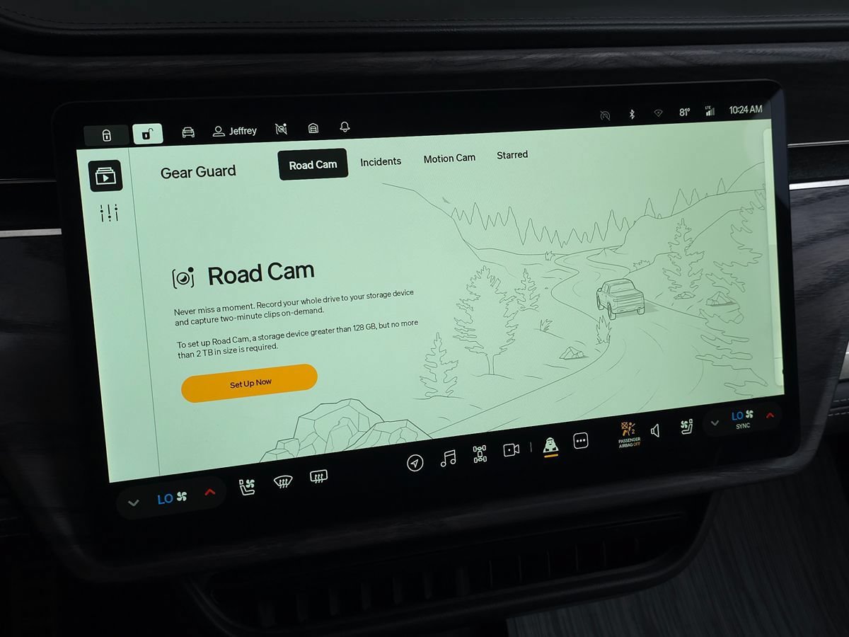 Used 2023 Rivian R1T Adventure Dual AWD/4WD image 52