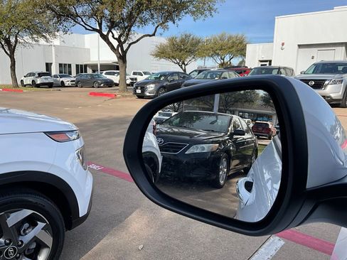 Used 2025 Buick Encore GX Preferred image 17