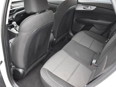 Used 2023 Kia Forte LXS FWD image 15