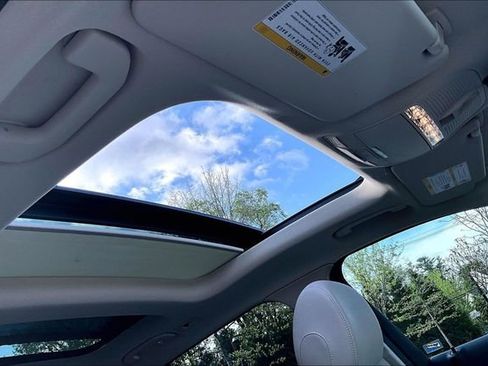Certified 2022 Mercedes-Benz GLC 300 4MATIC image 30