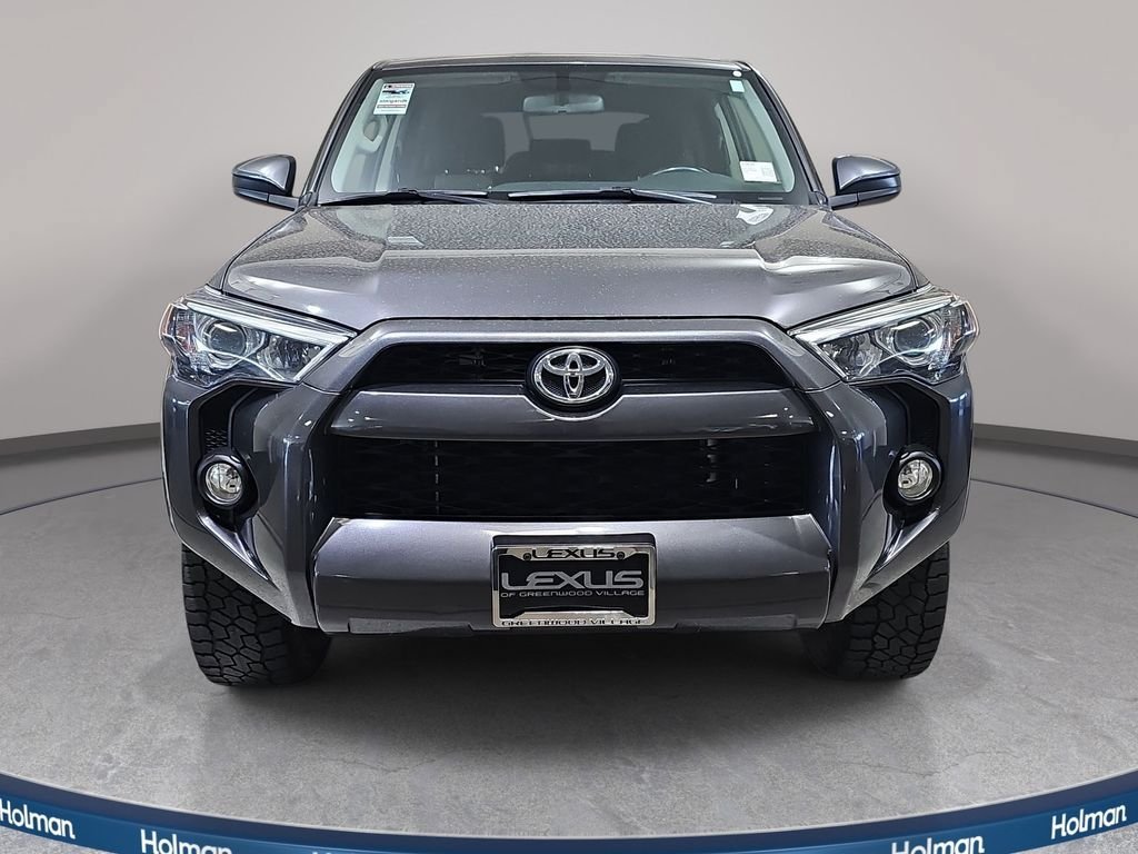 Used 2016 Toyota 4Runner SR5 AWD/4WD image 3