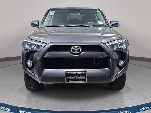Used 2016 Toyota 4Runner SR5 AWD/4WD image 3
