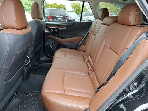 Used 2020 Subaru Outback Touring XT image 10