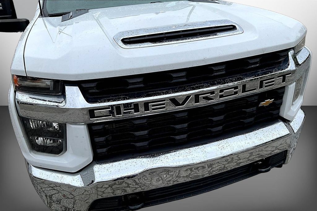 Used 2023 Chevrolet Silverado 3500 LT AWD/4WD image 28