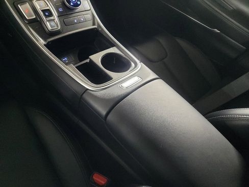 Used 2023 Hyundai Santa Fe SEL Premium image 26