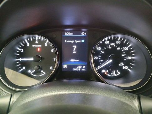 Used 2018 Nissan Rogue SL image 24