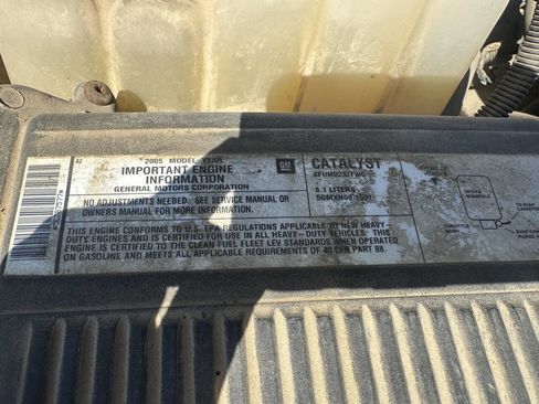 Used 2005 Chevrolet Silverado 3500 2WD Regular Cab image 10