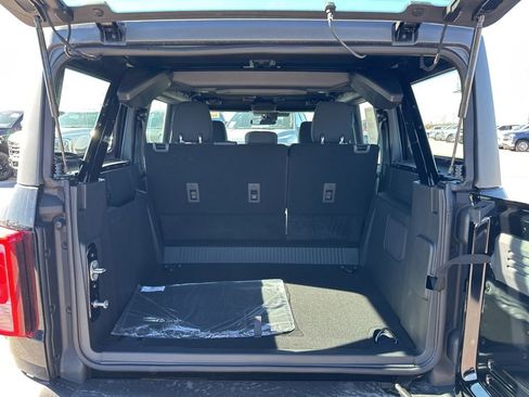 New 2025 Ford Bronco 4-Door image 36