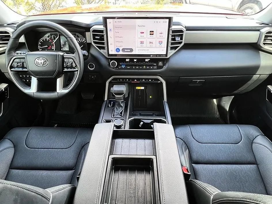 Used 2023 Toyota Tundra Limited AWD/4WD image 22
