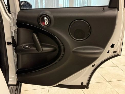 Used 2016 MINI Cooper Countryman FWD image 18