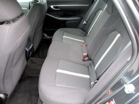 Used 2022 Hyundai Sonata SE w/ Cargo Package image 57