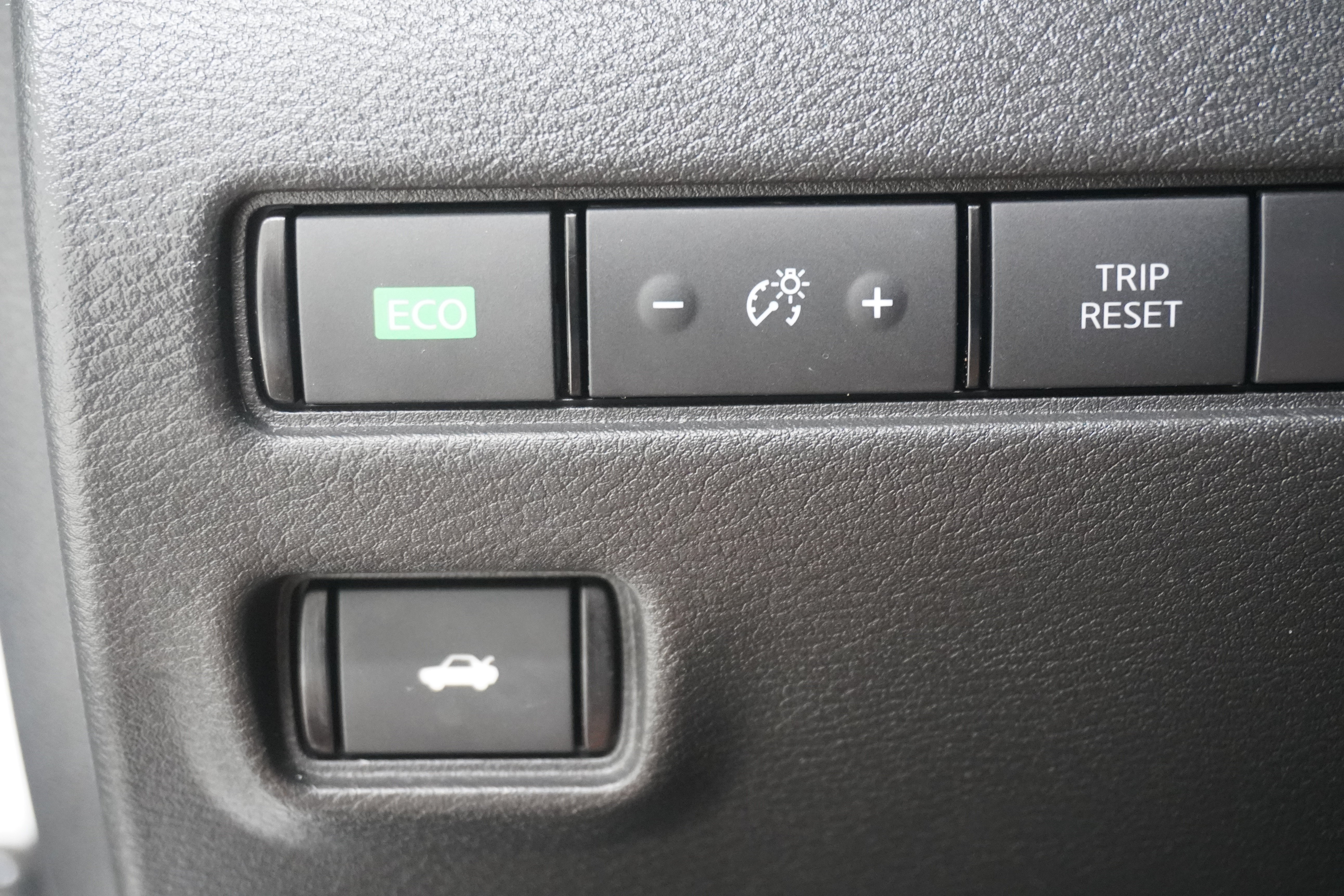 Used 2021 Nissan Sentra SV FWD image 19